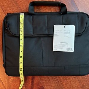 Insignia Notebook Sleeve with Handles